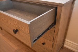 Handstone Brookyln Dresser 8 drawer – Handstone – Oak, Smooth Finish, Serene Oak Stain